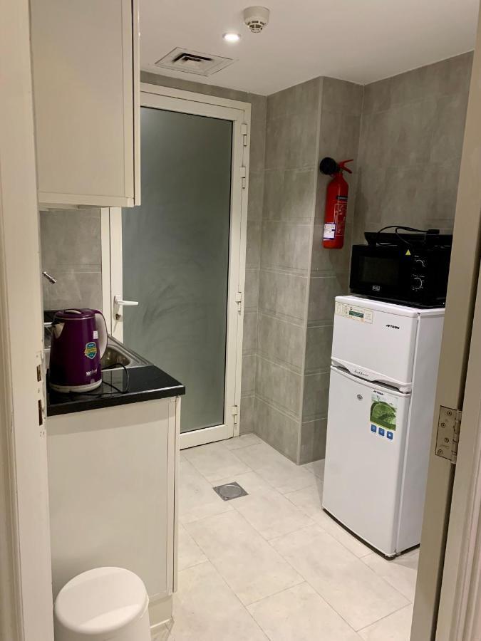 Al Rawdha Hotel Apartments Sharjah Eksteriør billede
